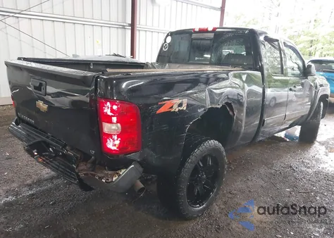 2008 Chevrolet Silverado 1500 Lt2 from USA, damaged, VIN 2GCEK19J581102153